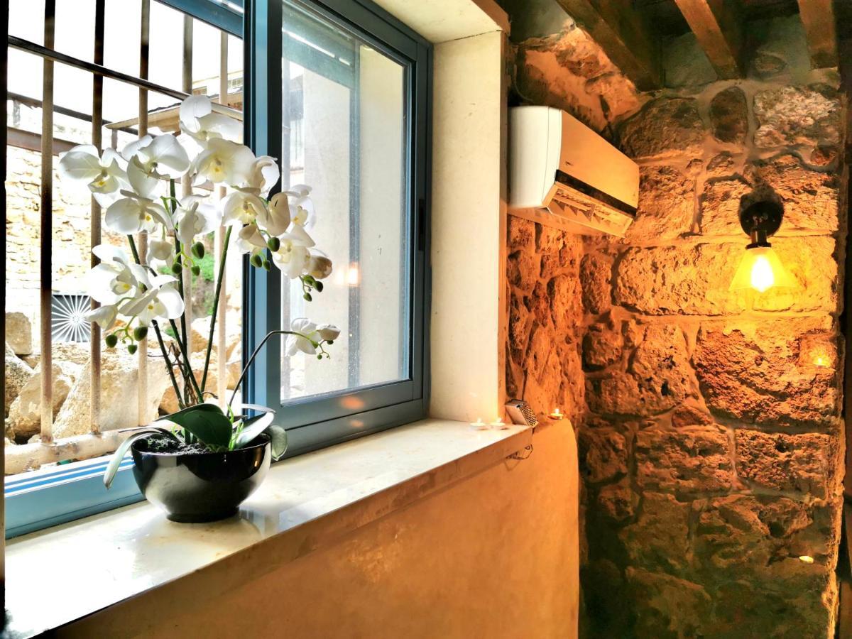 Unique Crusader Apartment In Old Акко Екстер'єр фото
